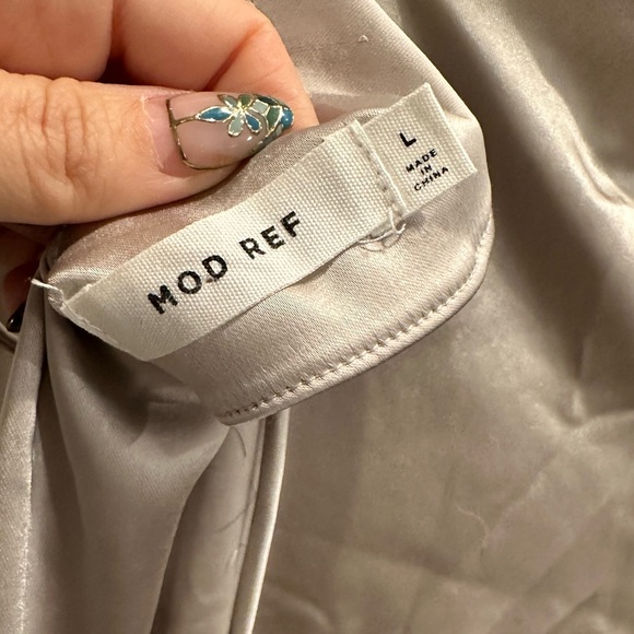 Mod Ref Silver Satin Slinky Slip Dress Size Large - Picture 3 of 5